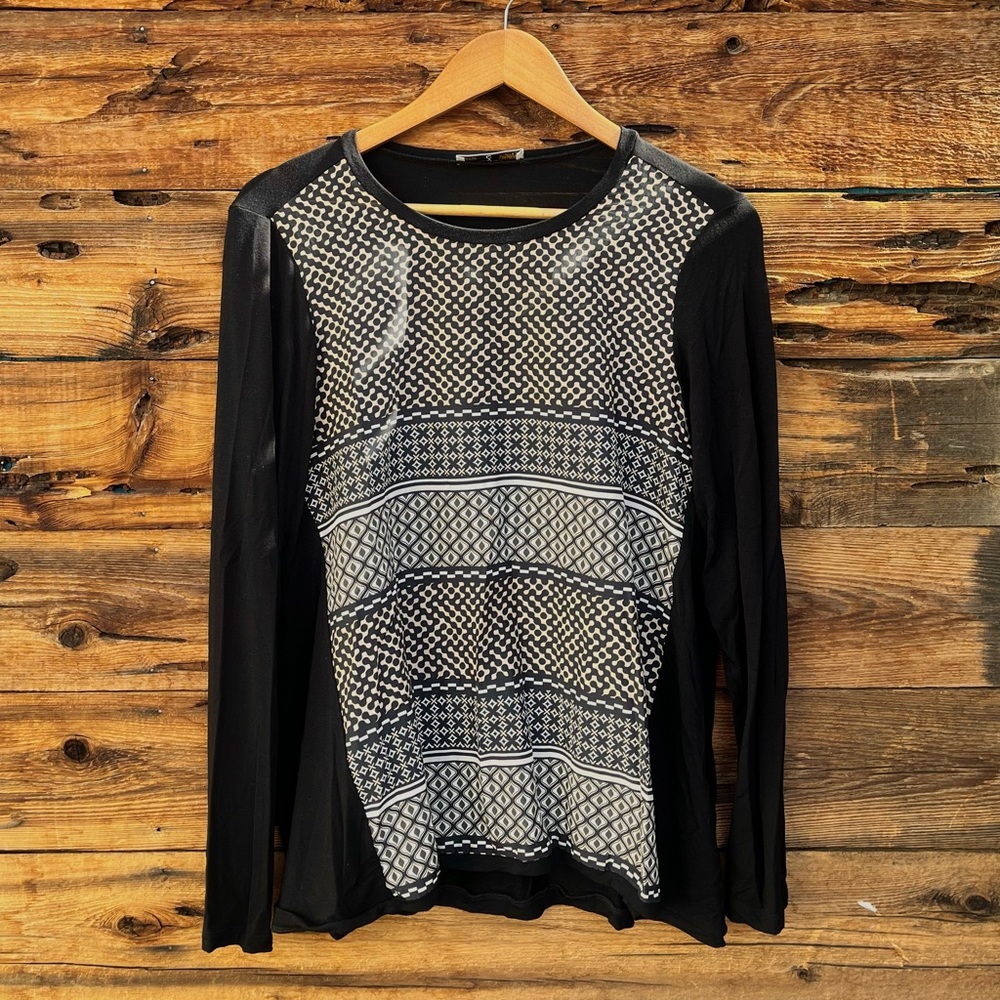 WHYCI MILANO YC | Elegant Black and White Women's Long Sleeve Top M